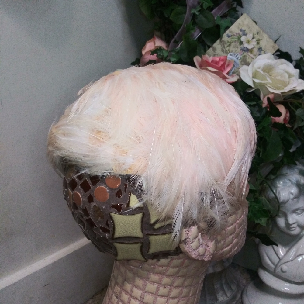 Vintage Pale Pink Feather Fascinator - Picture 5 of 8